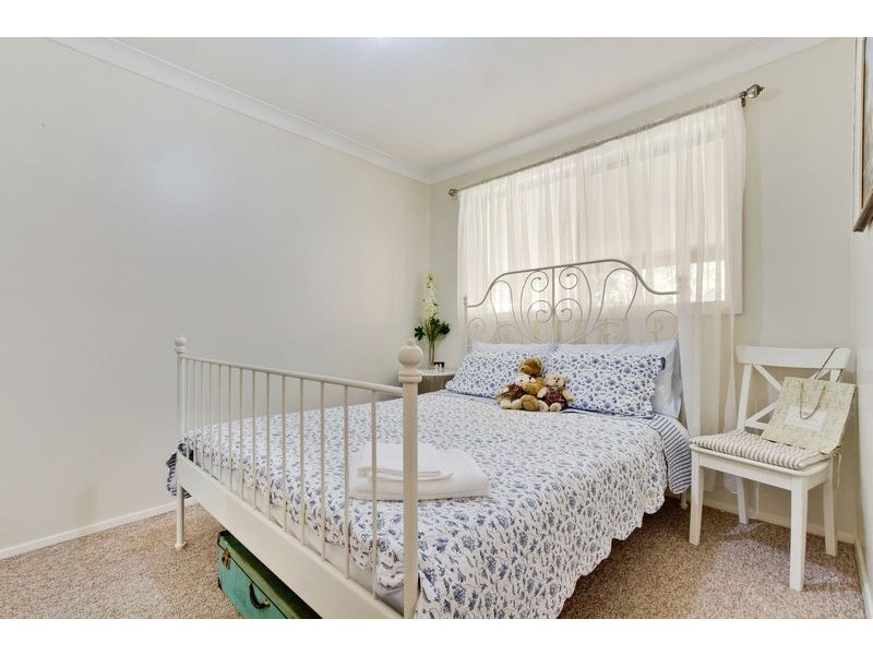 2 Kira Avenue, Northmead NSW 2152