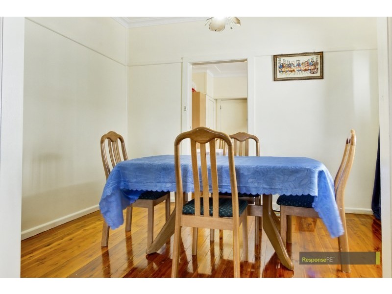 2 Carnation Avenue, Old Guildford NSW 2161