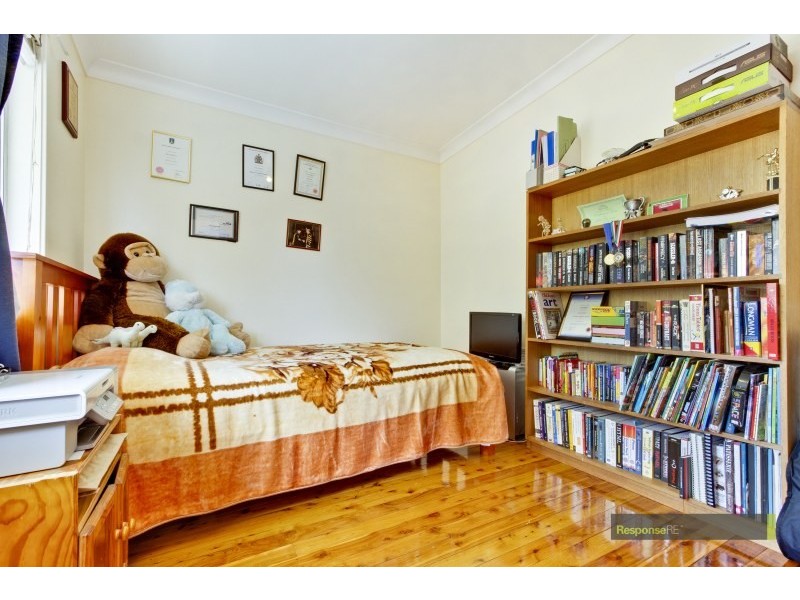 2 Carnation Avenue, Old Guildford NSW 2161