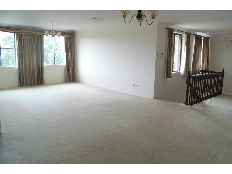 2 Cheltenham Close, Castle Hill NSW 2154