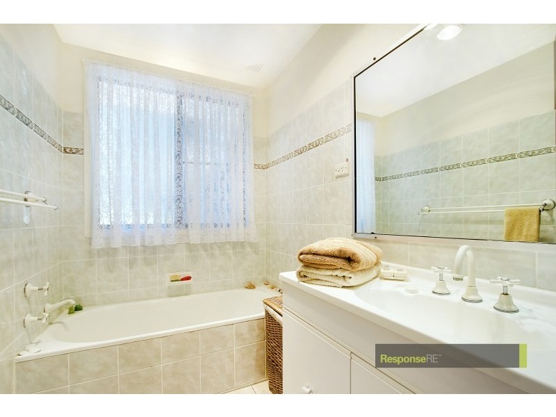 13 Brett Street, Kings Langley NSW 2147