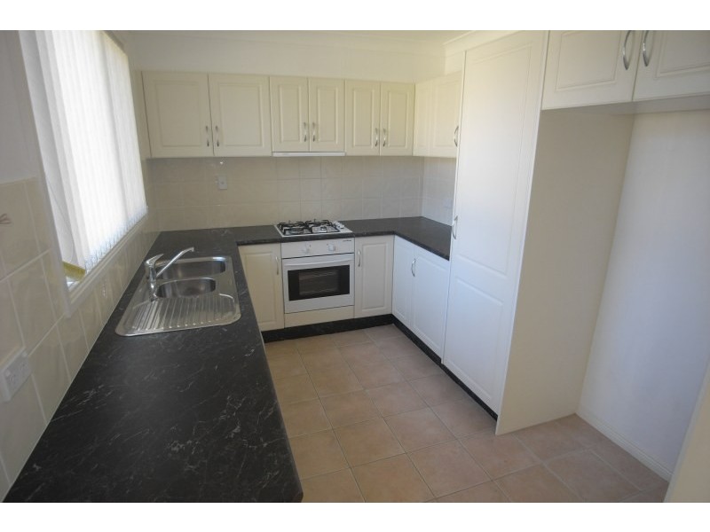 Unit 2/130 Walker Street, Quakers Hill NSW 2763