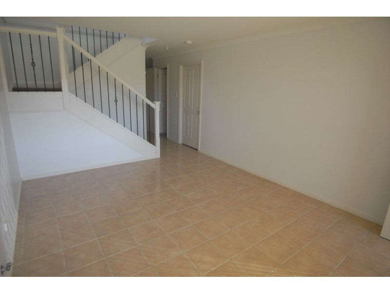 Unit 2/130 Walker Street, Quakers Hill NSW 2763