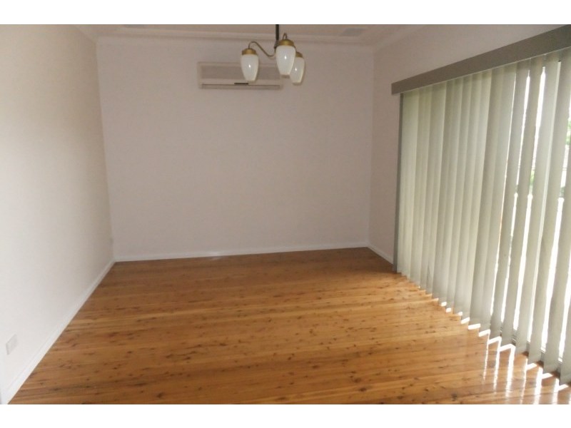 4 Jannarn Grove, Seven Hills NSW 2147