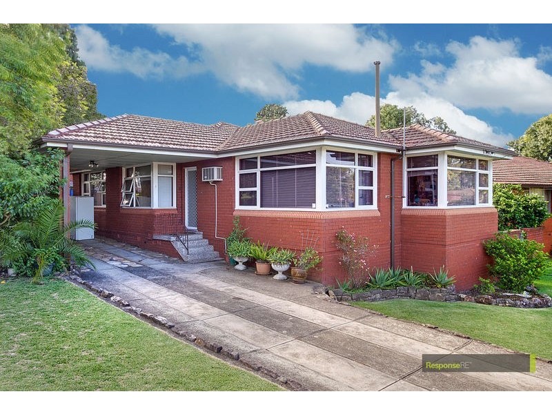 2 Huxley Drive, Winston Hills NSW 2153