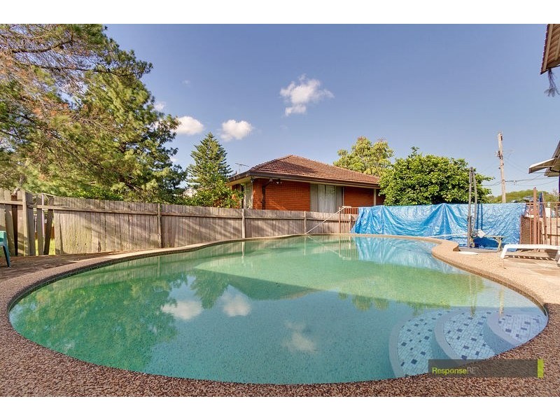 2 Huxley Drive, Winston Hills NSW 2153