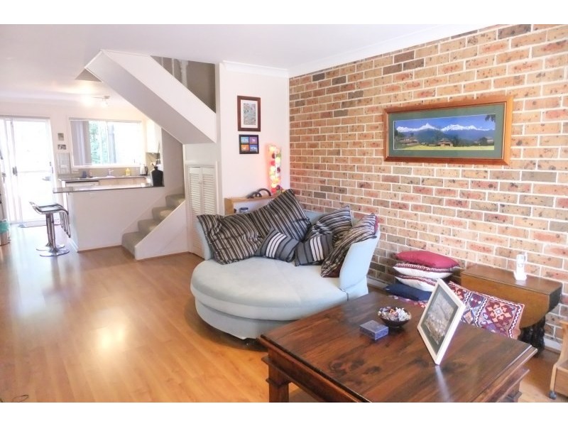 Unit 5/70 Jenner Street, Baulkham Hills NSW 2153