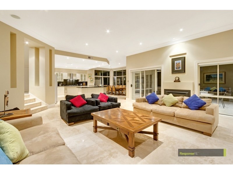 8 Wyoming Avenue, Oatlands NSW 2117