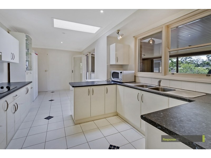 25 Holburn Crescent, Kings Langley NSW 2147