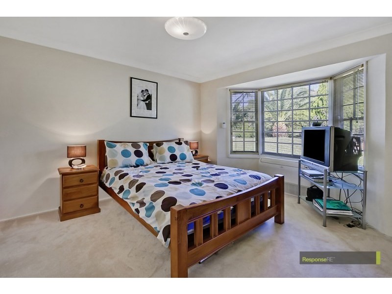 25 Holburn Crescent, Kings Langley NSW 2147