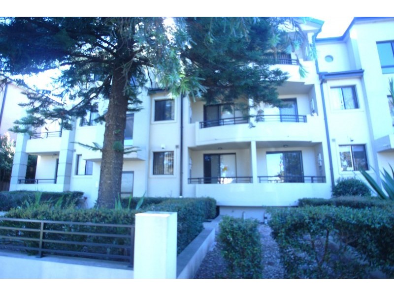 Unit 4/26 Redbank Road, Northmead NSW 2152