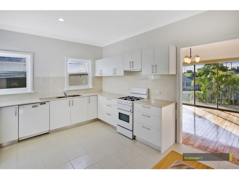 4 Jannarn Grove, Seven Hills NSW 2147