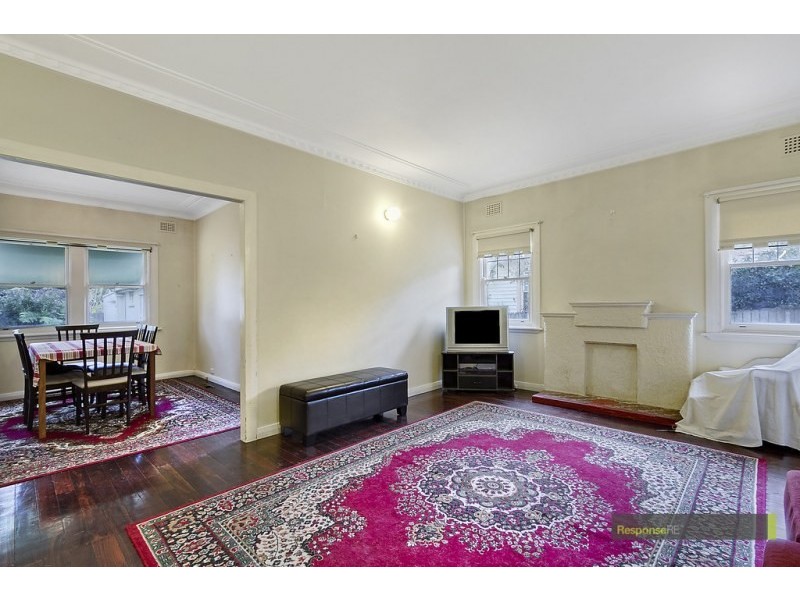 32 Hemsworth Avenue, Northmead NSW 2152