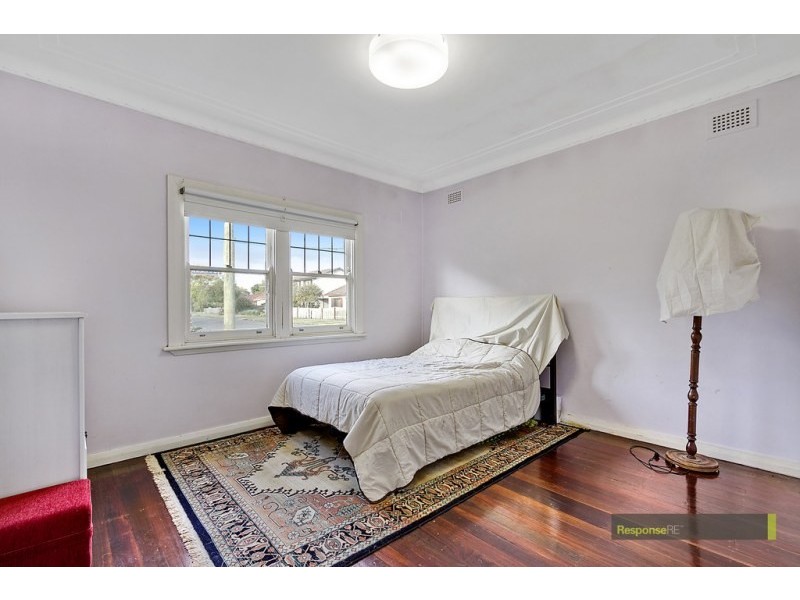 32 Hemsworth Avenue, Northmead NSW 2152