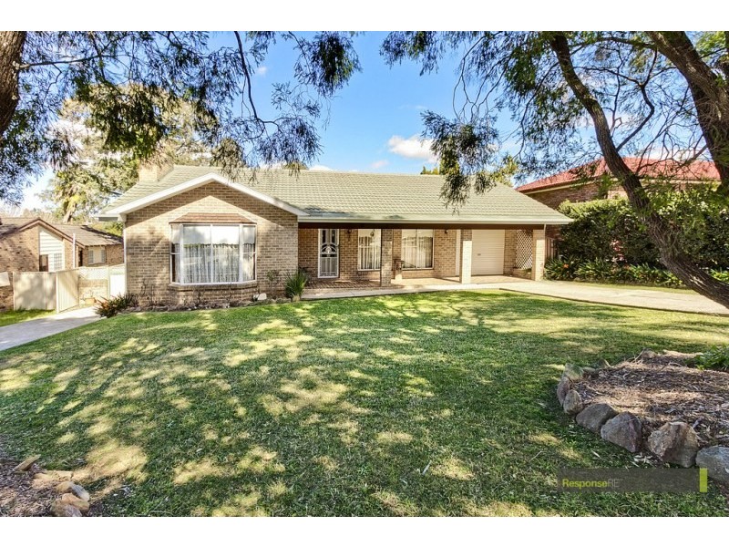 8 Amphitheatre Circuit, Baulkham Hills NSW 2153