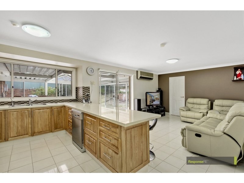 41 Amphitheatre Circuit, Baulkham Hills NSW 2153