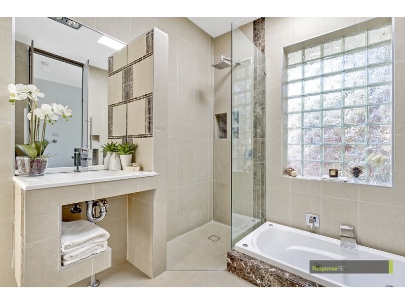22 Cook Street, Baulkham Hills NSW 2153