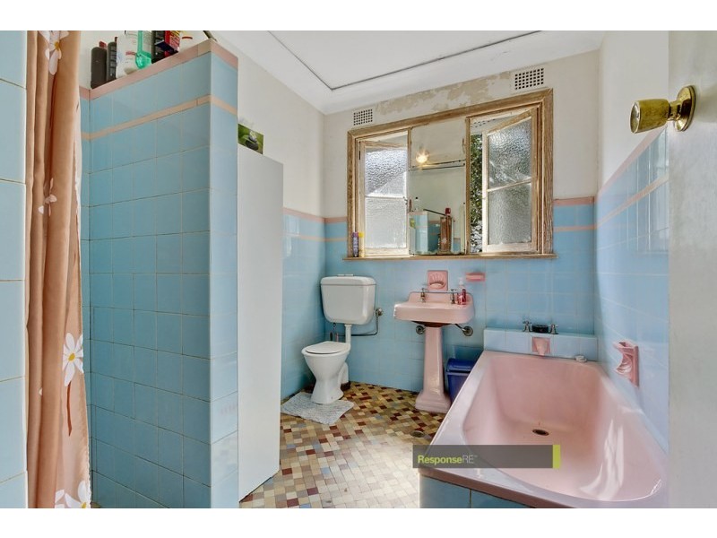 24 Balmoral Road, Northmead NSW 2152