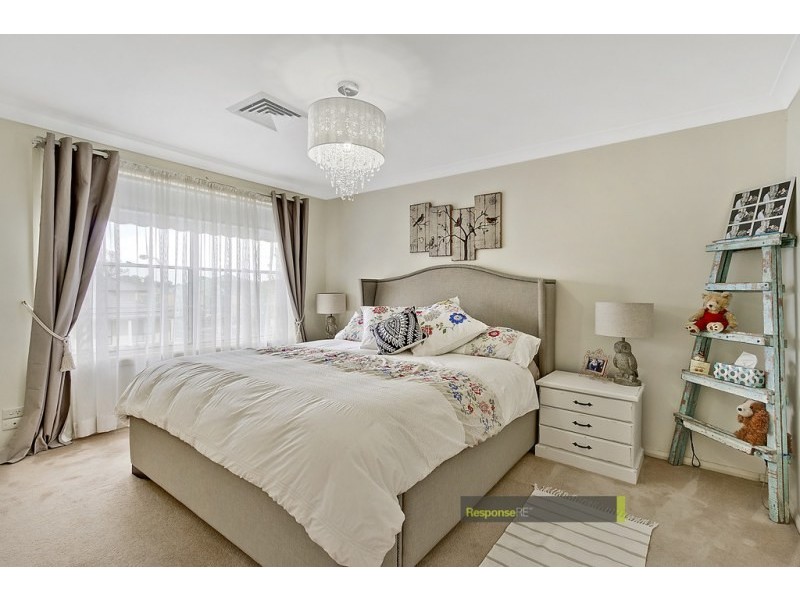 16 Cumberland Avenue, Castle Hill NSW 2154