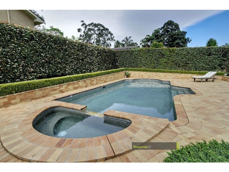 16 Cumberland Avenue, Castle Hill NSW 2154