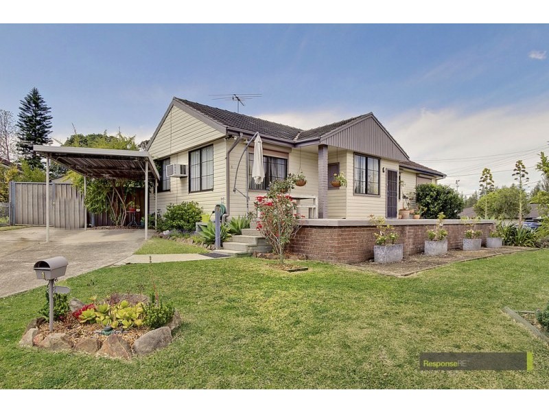 1 Radley Road, Seven Hills NSW 2147