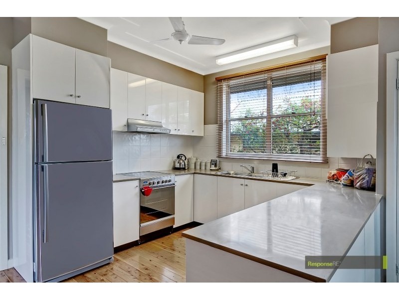 1 Hemsworth Avenue, Northmead NSW 2152