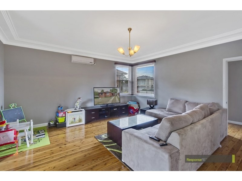 1 Hemsworth Avenue, Northmead NSW 2152