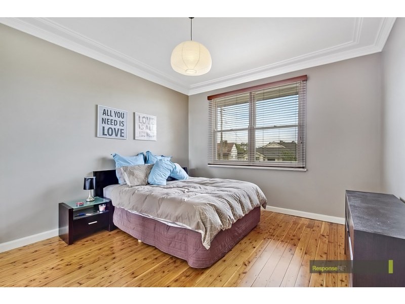 1 Hemsworth Avenue, Northmead NSW 2152