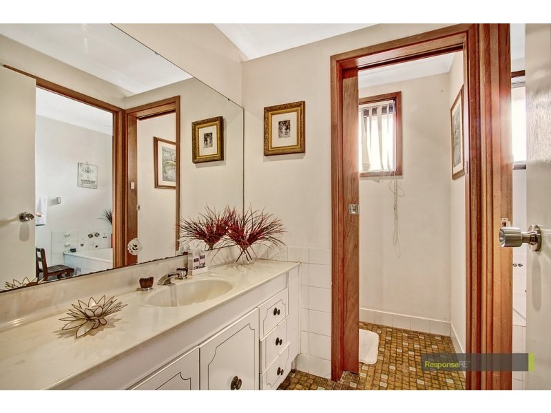 19 Grevillea Grove, Baulkham Hills NSW 2153