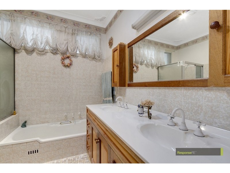 5 Coronation Road, Baulkham Hills NSW 2153