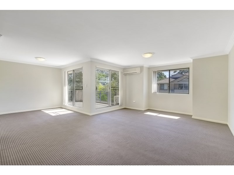 28/12-18 Conie Avenue, Baulkham Hills NSW 2153