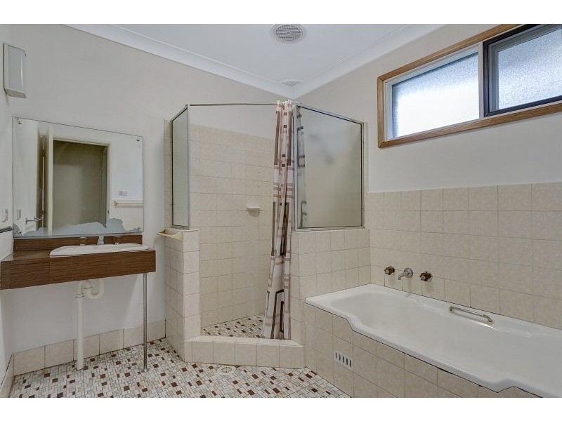 99 Merindah Road, Baulkham Hills NSW 2153