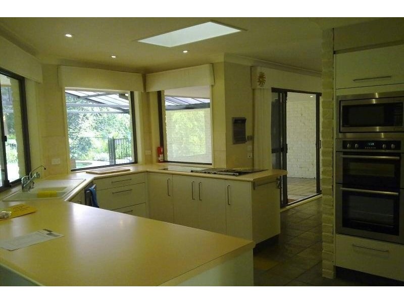 6 Kingfisher Place, West Pennant Hills NSW 2125