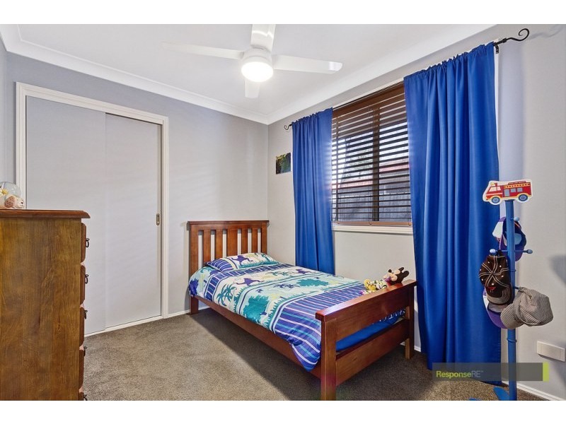 4 Cotton Grove, Stanhope Gardens NSW 2768