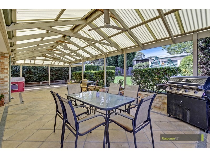 4 Cotton Grove, Stanhope Gardens NSW 2768