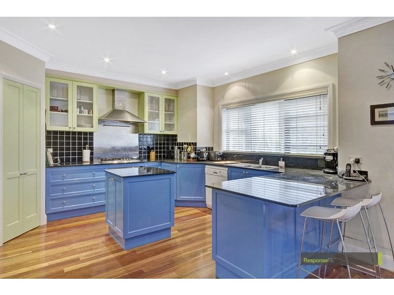 10 Vivaldi Place, Beaumont Hills NSW 2155