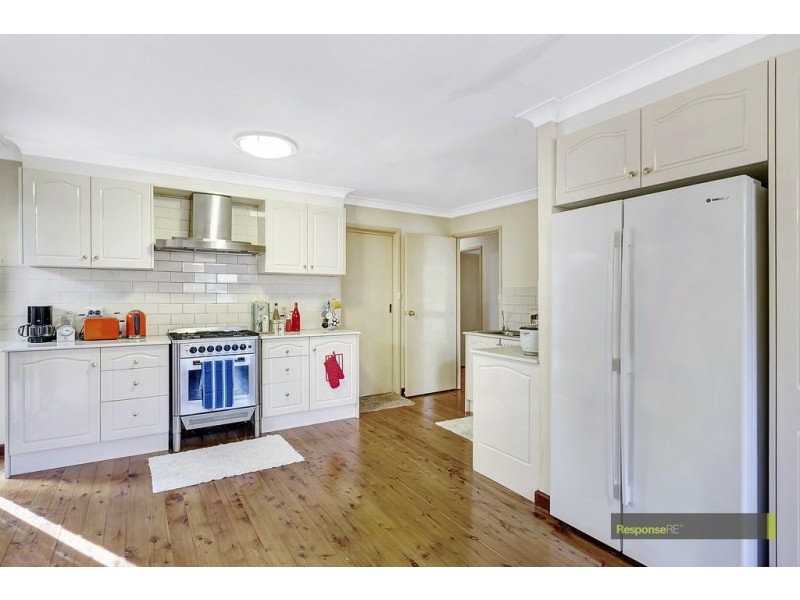 52 Plymouth Crescent, Kings Langley NSW 2147