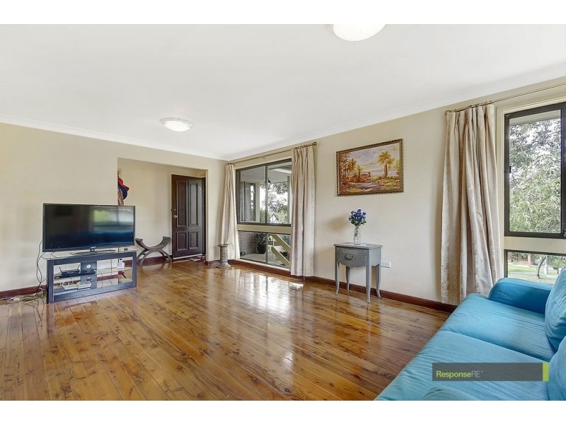 52 Plymouth Crescent, Kings Langley NSW 2147