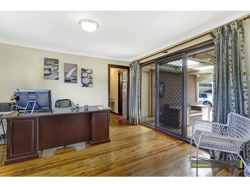 52 Plymouth Crescent, Kings Langley NSW 2147