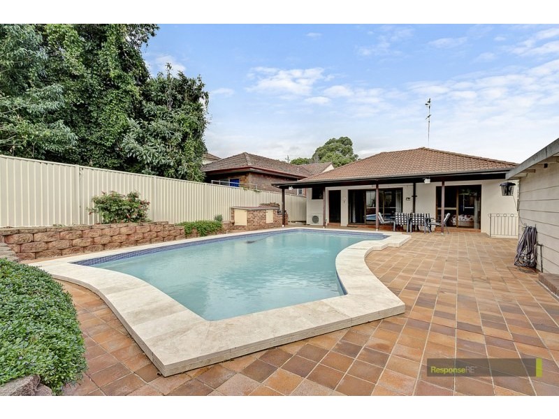 5 Belmore East Street, Oatlands NSW 2117