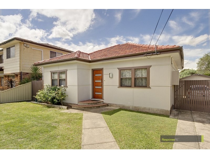 6 Balmoral Road, Northmead NSW 2152