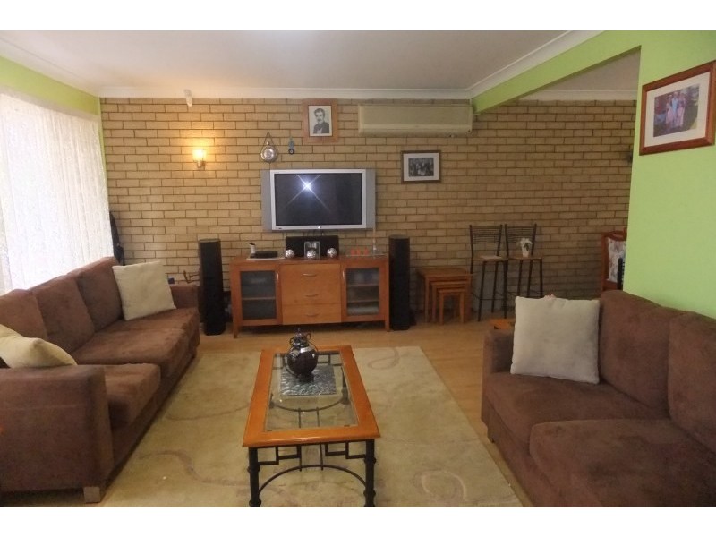8 Allsopp Avenue, Baulkham Hills NSW 2153