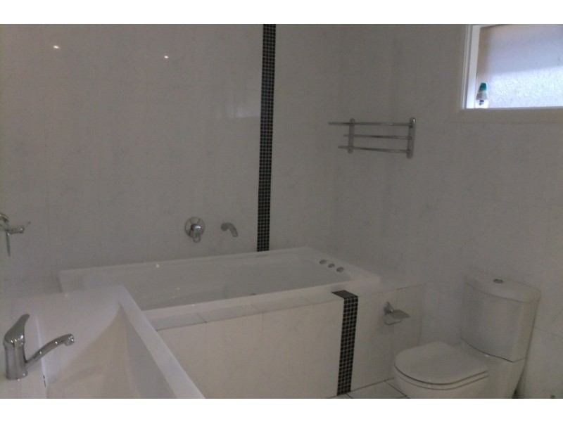 30 Roxborough Park Road, Baulkham Hills NSW 2153