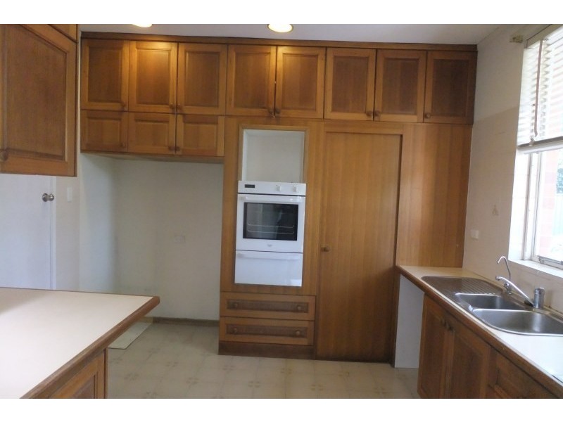 1 Wyoming Avenue, Oatlands NSW 2117