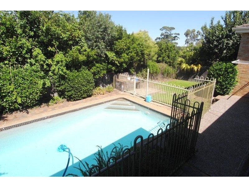 9 Tarana Crescent, Baulkham Hills NSW 2153
