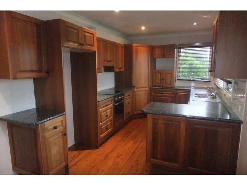 6 Manor Place, Baulkham Hills NSW 2153