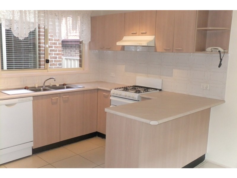 5b Aimee Street, Quakers Hill NSW 2763