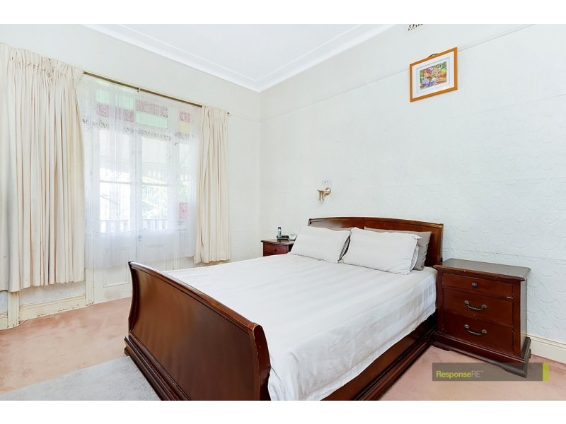 11 Henry Street, Baulkham Hills NSW 2153