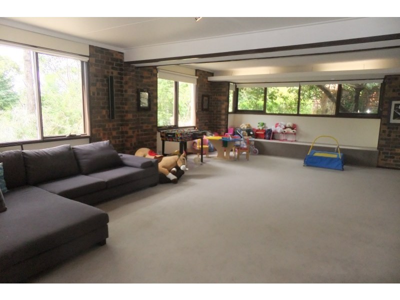 23 Larra Crescent, North Rocks NSW 2151