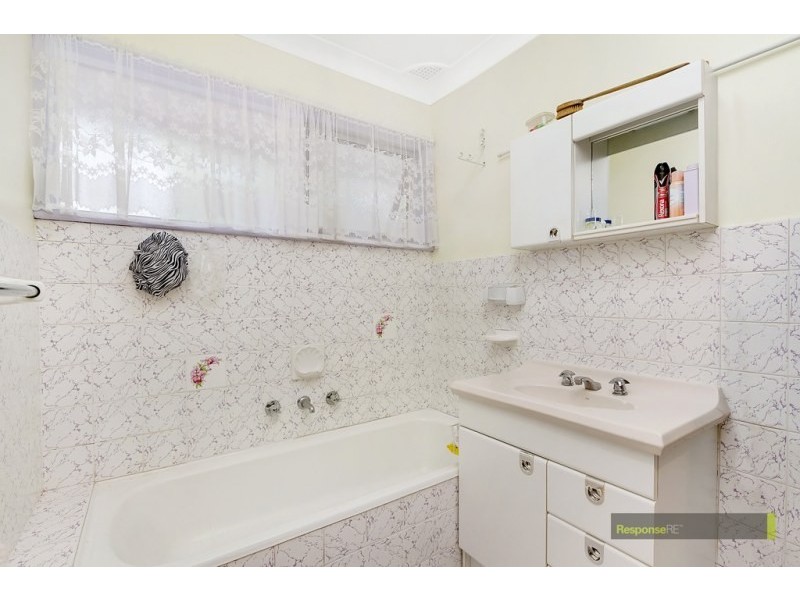 32 Rondelay Drive, Castle Hill NSW 2154